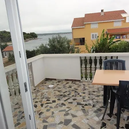 Apartman Ruzica * Banj